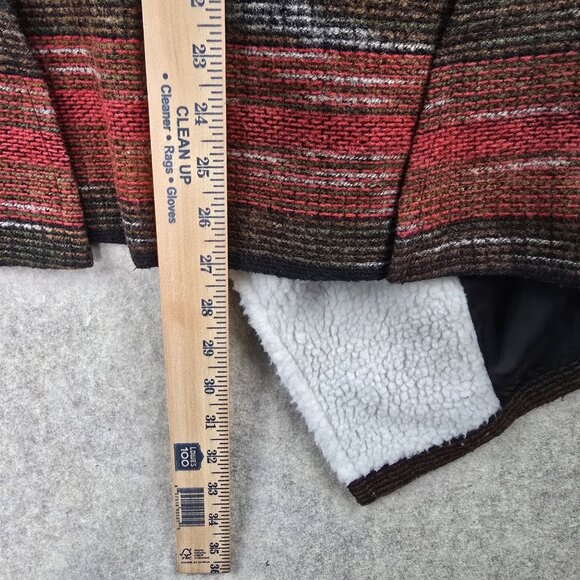 Jolt Striped Sherpa-Lined Open Front Vest Burgundy/Black Woven Medium - Picture 8 of 8